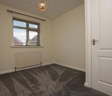 3 bedroom terraced house to rent - Photo 5
