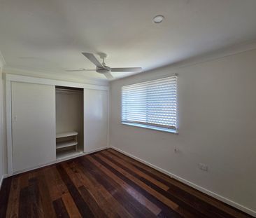 Delightful Family Home in Quiet Taree West Cul-de-Sac - Photo 2