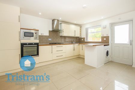 2 bed Semi-Detached House for Rent - Photo 4