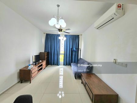 Gravit8, Klang, Kota Bayuemas, Klang - Foto 2