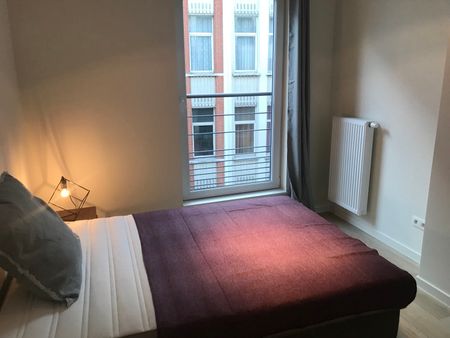 Flat - for rent - Photo 2