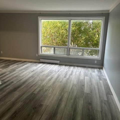 For Lease - 211 Nonquon Road Unit# 302, Oshawa, Ontario - Photo 1