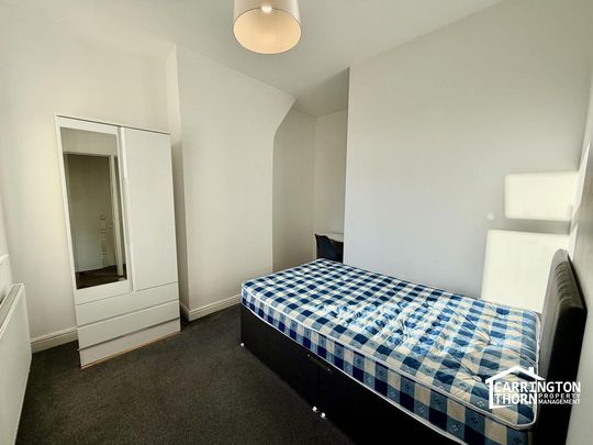 4 bedroom terraced house to rent - Photo 1