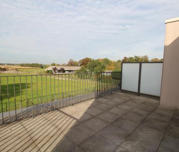 Duplexappartement met één slaapkamer, autostaanplaats en groot terras - Photo 6