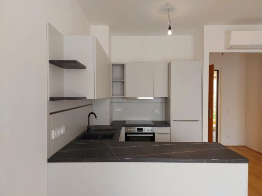 Exklusive Neubauwohnung mit großzügigem Balkon – stilvoll wohnen in modernem Ambiente - Foto 1