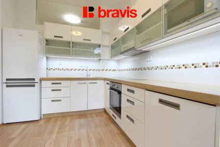 Pronájem bytu 3+1 po kompletní rekonstrukci s balkonem, Brno – Černá Pole, ul. Kunzova - Photo 2