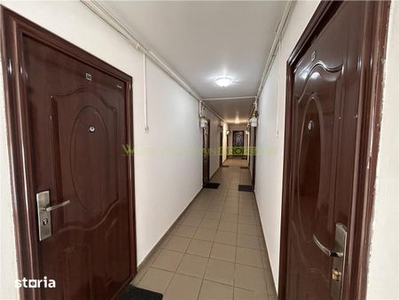 Garsoniera renovata de inchiriat | Colina univ Brasov | Termen lung - Photo 4