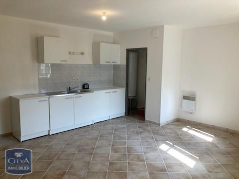 Location Appartement 1 pièce 34m² CLERMONT L HERAULT 34800 - Photo 1