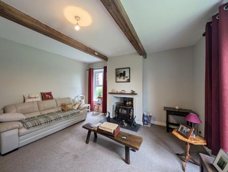 2 bedroom semi-detached house to rent - Photo 2