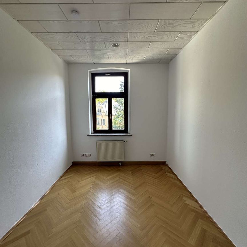 Stilvolle &amp; renovierte 5-Raum-Wohnung in der Weimarer Westvorstadt! - Photo 1