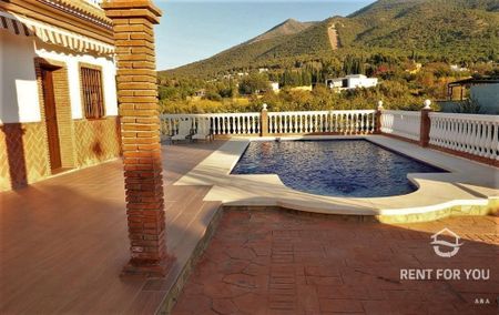 Luxury Villa for rent in Alhaurín el Grande, Spain - Photo 5