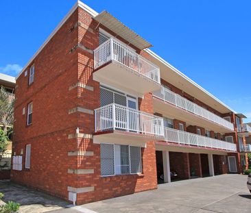 One‑Bedroom Unit in the Heart of Wollongong - Photo 4