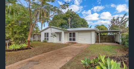 Great Living On Gladys! - Photo 5