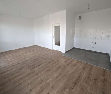 Erstbezug nach Sanierung – 2-Zimmer-Wohnung mit Balkon - Photo 2
