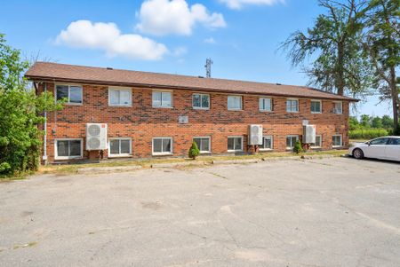 For Lease - 88 Mary Street Unit# 4, Kawartha Lakes, Ontario - Photo 2