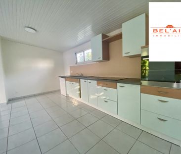 Location Appartement 4 pièces 98m² LE LAMENTIN 97232 - Photo 3