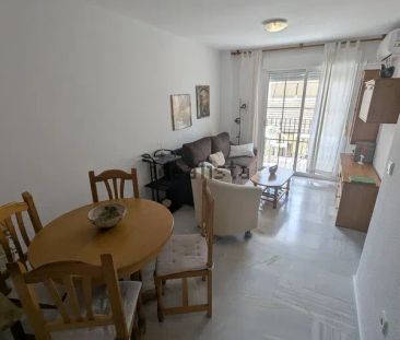 Alquiler de piso en Calle Miguel Hernández, 77 - Photo 2