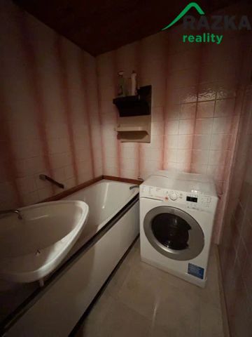 Byt 2+1 s lodžií v Mariánských Lázních, ul. Janáčkova - Fotografie 5