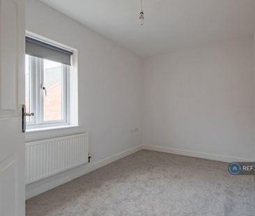 2 bedroom maisonette to rent - Photo 3