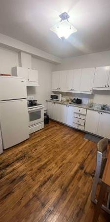 1br Mile End Apartment for Lease Transfer - Photo 1