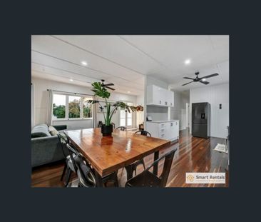 Charming Home with Modern Touches - Photo 4