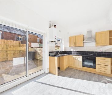 2 bedroom terraced house to rent - Photo 5