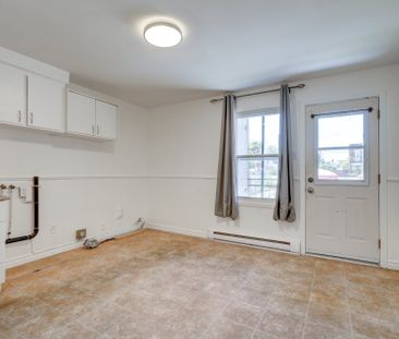 6415 Rue Laurendeau Montréal (Le Sud-Ouest), QC H4E - Photo 6