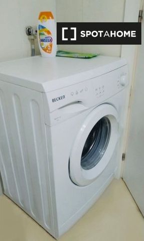 madrid, Community of Madrid 28004 - Photo 5