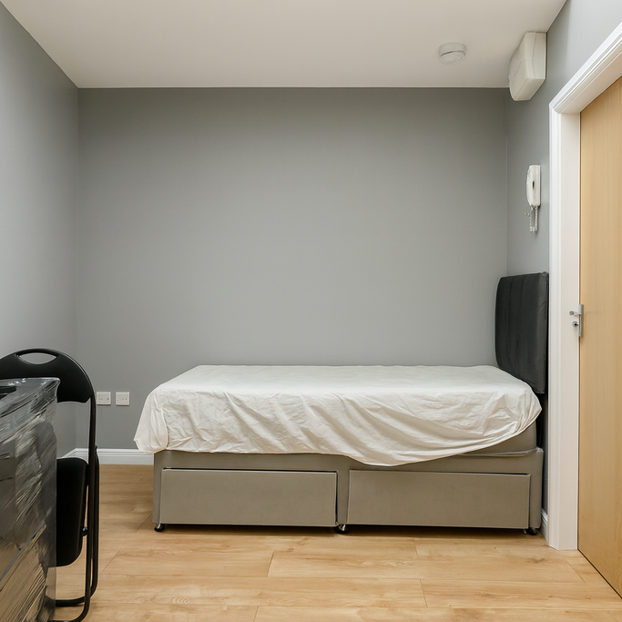 1 bedroom in a house share to rent - Photo 1