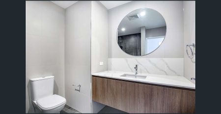 Modern Waterfront Living in the Heart of Hope Island - Photo 4