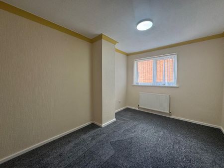 3 bedroom townhouse to rent - Photo 2