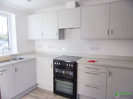 Lewdown, Okehampton - Photo 2