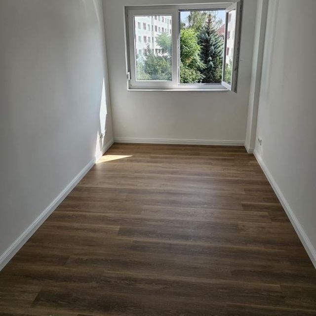 Willkommen im Erstbezug! Eindrucksvolle Neubauwohnung mit Balkon! - Photo 1