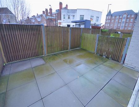 3 Bedroom Apartment Available Arranging tenancy - Photo 5