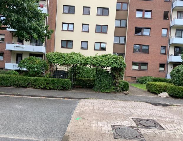 3 ZKBB Terrasse, Tiefgaragenstellplatz - Foto 1