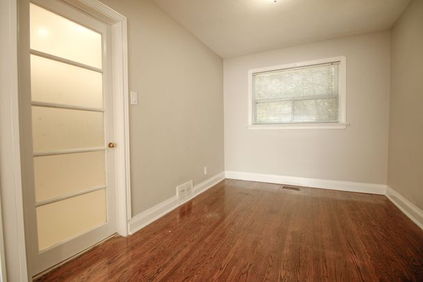 For Lease - 946 Eglinton Avenue, Toronto, Ontario - Photo 1