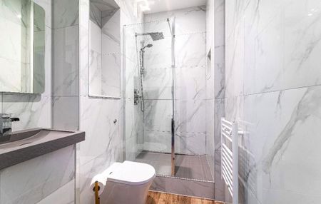 4 bedroom apartment to rent - Photo 4