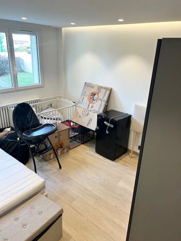 Location Appartement 5 pièces 75m² ST MAURICE 94410 - Photo 3