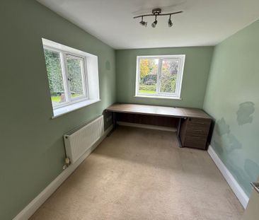 5 bedroom detached house to rent - Photo 4