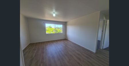 RENOVATED UNIT - SUIT MATURE AGED - Photo 3