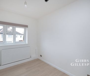 3 Bedroom House to rent - Photo 2