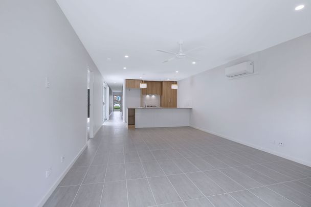 BEAUTIFUL HOUSE TO IMPRESS! - Photo 1