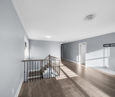 For Lease - 35 Tyndall Drive, Bradford West Gwillimbury, Ontario - Photo 1