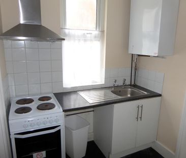 1 bedroom flat to rent - Photo 6