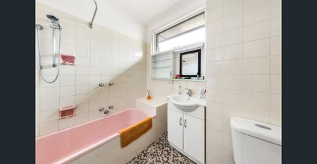 Wake Up And Smell The Coffee! - Photo 4