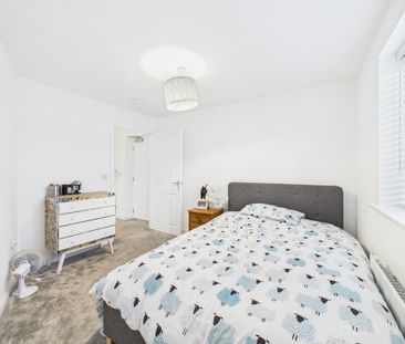 2 bedroom flat to rent - Photo 6