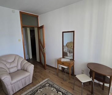 Ofer spre închiriere apartament cu 2 camere centru - Fotografie 4