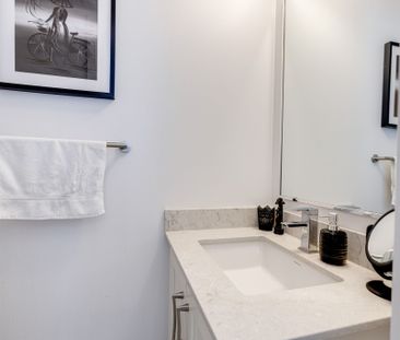 For Lease - 331 Broward Way Unit# 130, Innisfil, Ontario - Photo 6