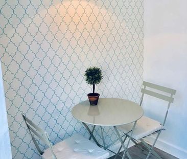 Portland Gardens Room 1 (Ensuite) - Photo 2