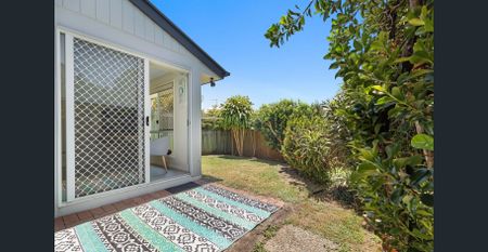 Coastal Convenience and Modern Comfort! - Photo 5